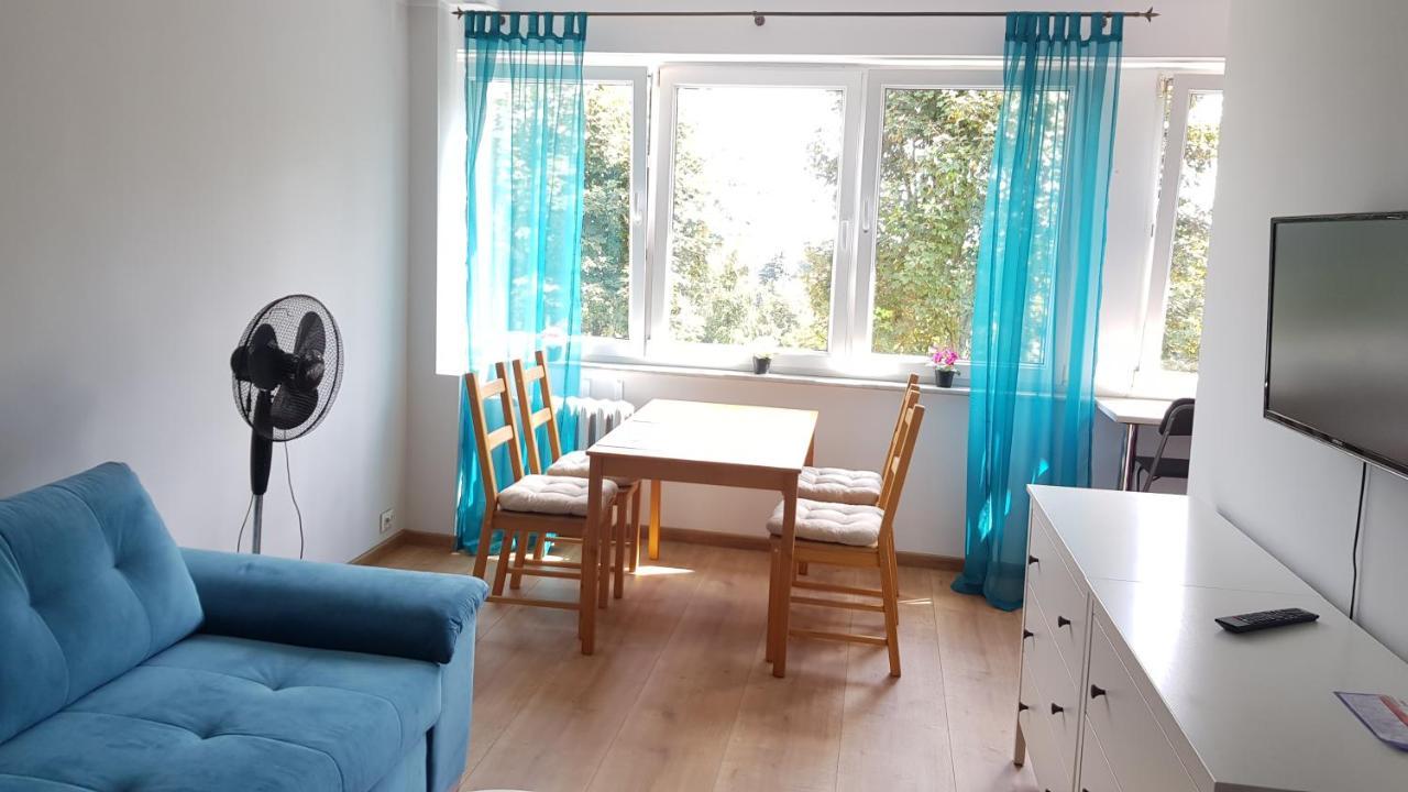 Apartament Turkusowy Leilighet Kaliszki Eksteriør bilde